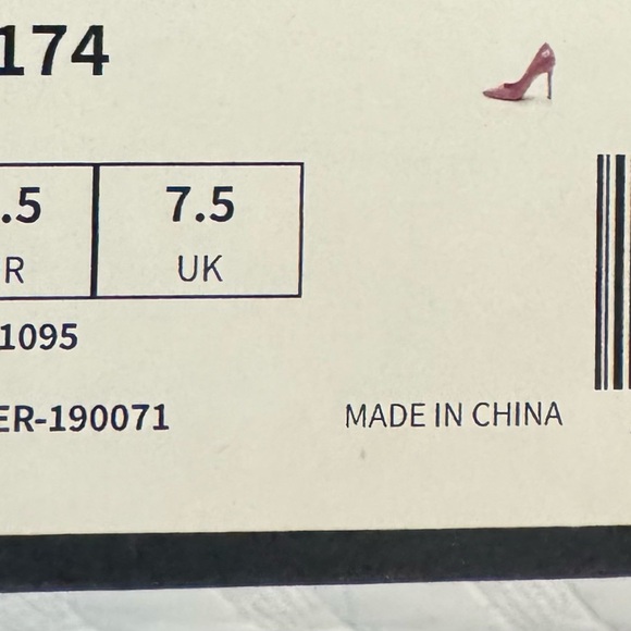 Shoe Dazzle Vibrant Pink Heels - Picture 7 of 7